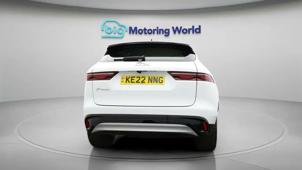 2022-jaguar-f-pace-20-d200-s-big-5