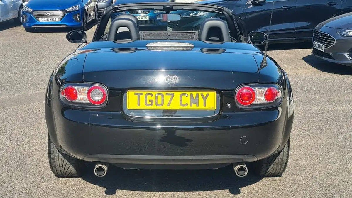 2007-mazda-mx-5-18-roadster-big-10