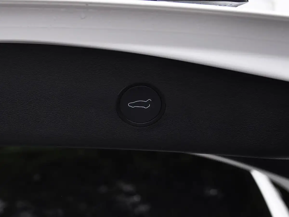 2021-tesla-model-3-e-standard-plus-big-45