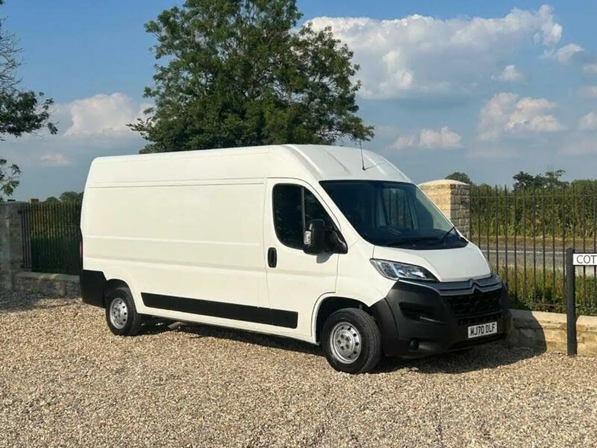 2020-citroen-relay-22bluehdi-35-l3h2-enterprise-panel-big-18