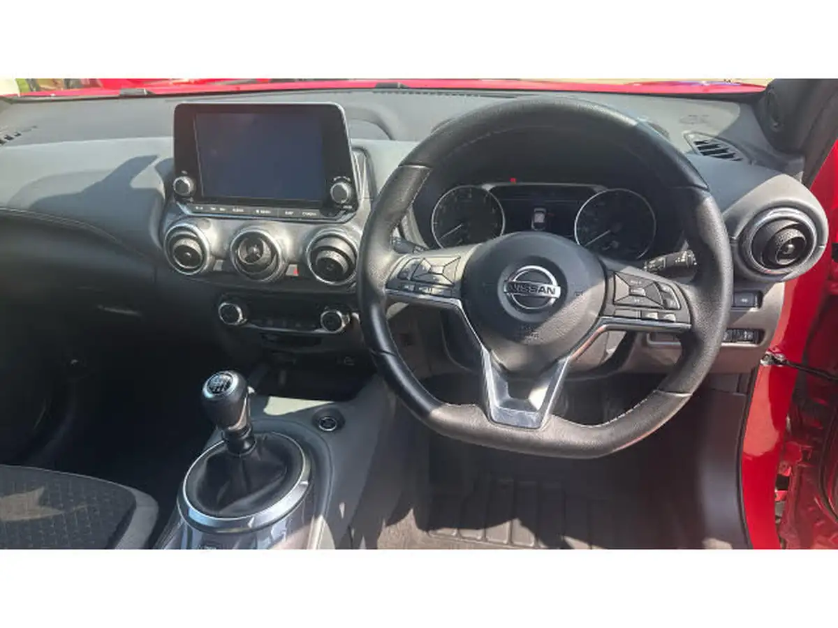 2021-nissan-juke-10-dig-t-n-connecta-big-9