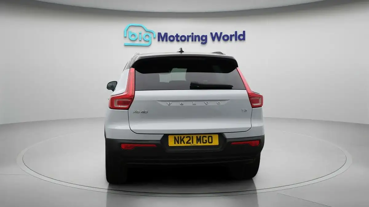 2021-volvo-xc40-15-t3-r-design-161bhp-auto-big-6