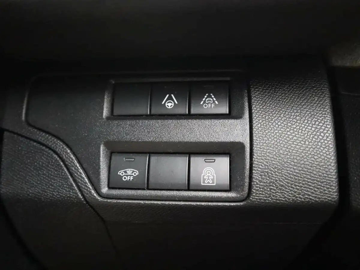 2022-peugeot-3008-suv-15-bluehdi-gt-eat8-big-25