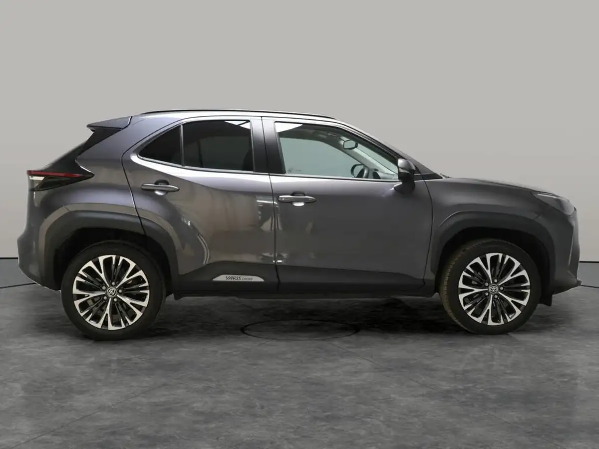 2023-toyota-yaris-cross-15-vvt-i-excel-awd-i-big-10