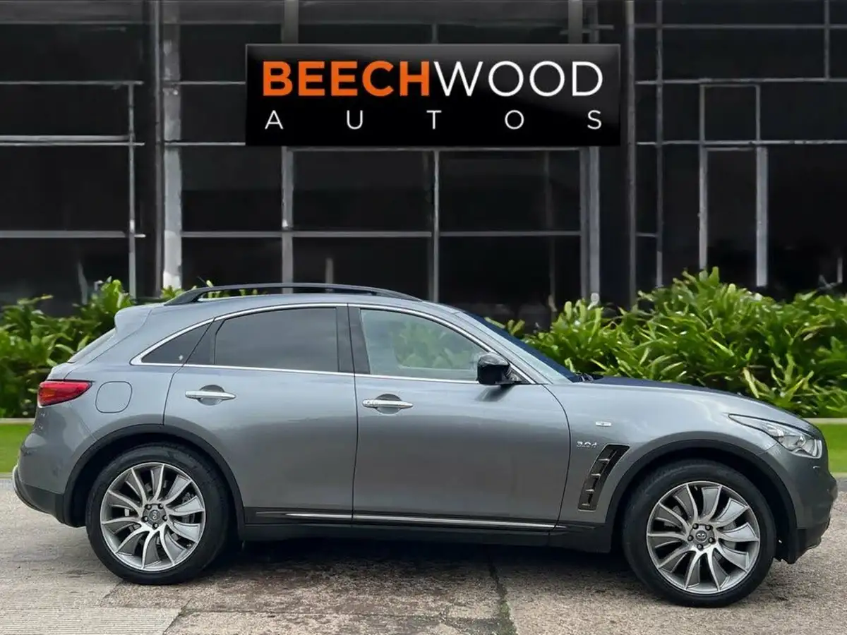 2016-infiniti-qx70-30td-ultimate-big-5