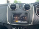 2013-dacia-sandero-12-laureate-small-23