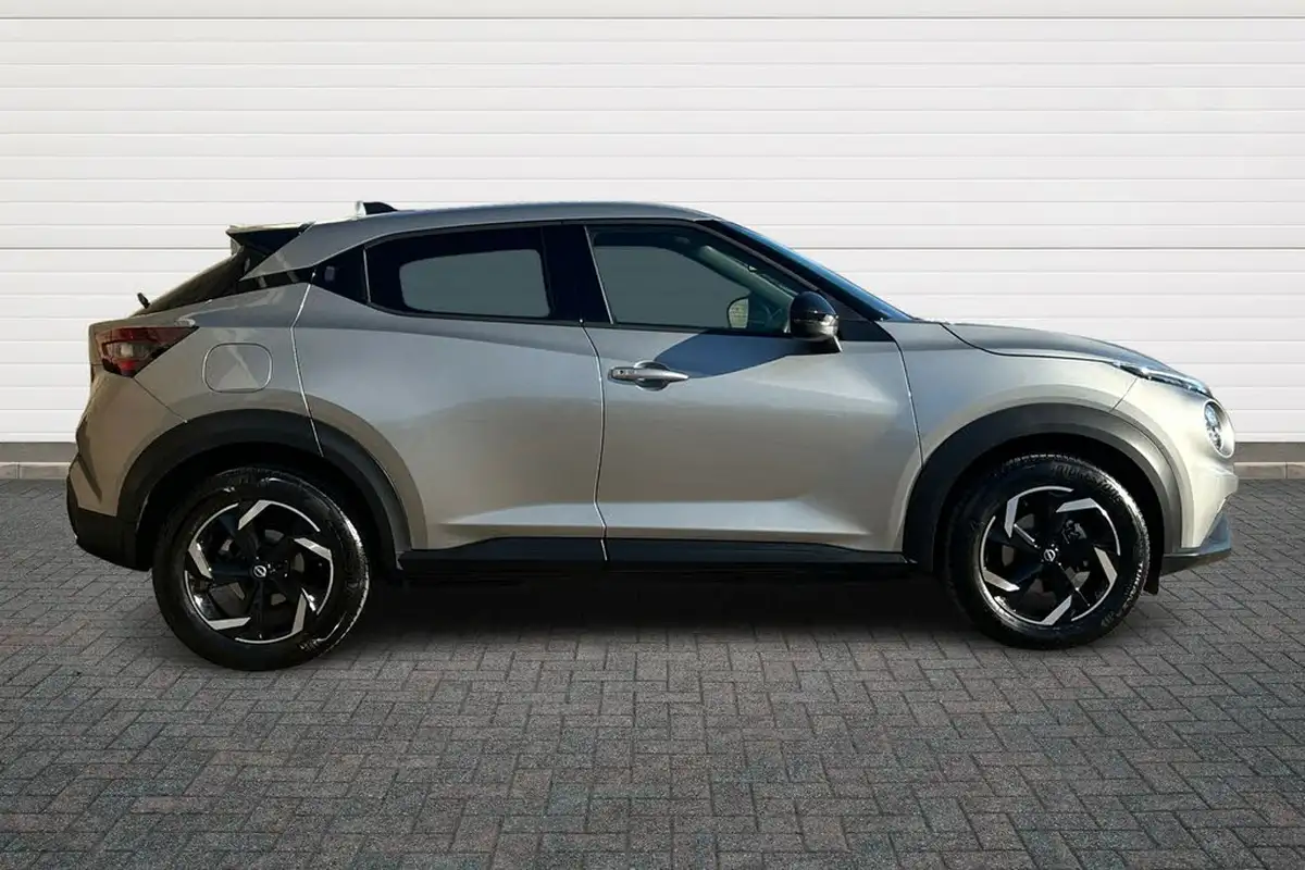 2024-nissan-juke-10-dig-t-n-connecta-dct-big-14