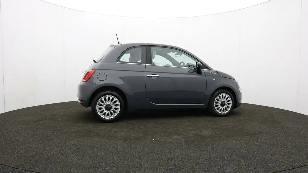2022-fiat-500-10-dolcevita-big-38