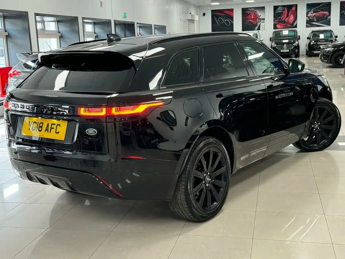 2018-land-rover-range-rover-velar-20-d240-r-dynamic-hse-ss-big-1