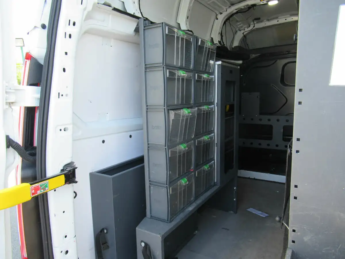 2020-ford-transit-custom-20tdci-300-l1h2-leader-105pseu6dt-big-13