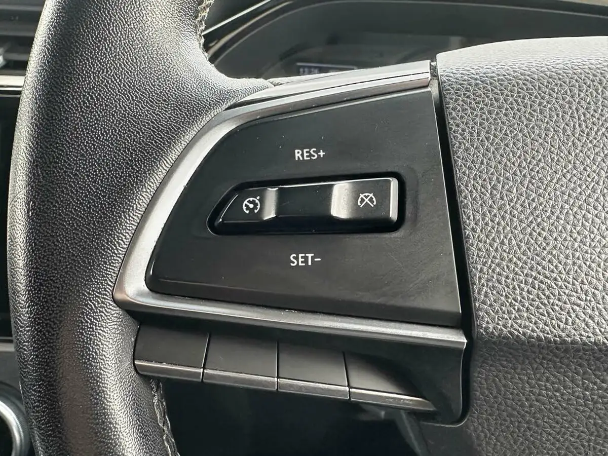 2021-maxus-e-deliver-3-e-l1h1-35kwh-big-12
