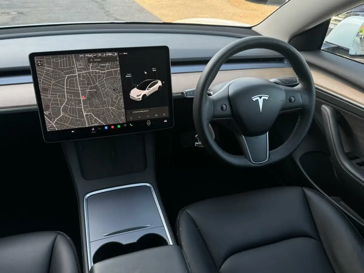 2021-tesla-model-3-e-long-range-awd-big-44