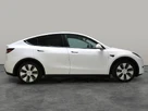 2023-tesla-model-y-e-rwd-small-12
