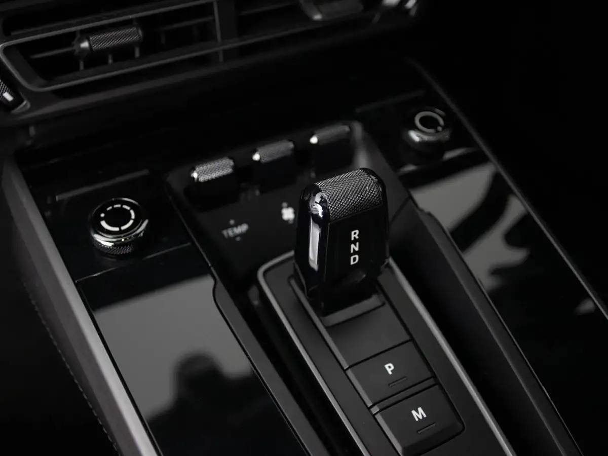 2021-porsche-911-30-carrera-coupe-big-36