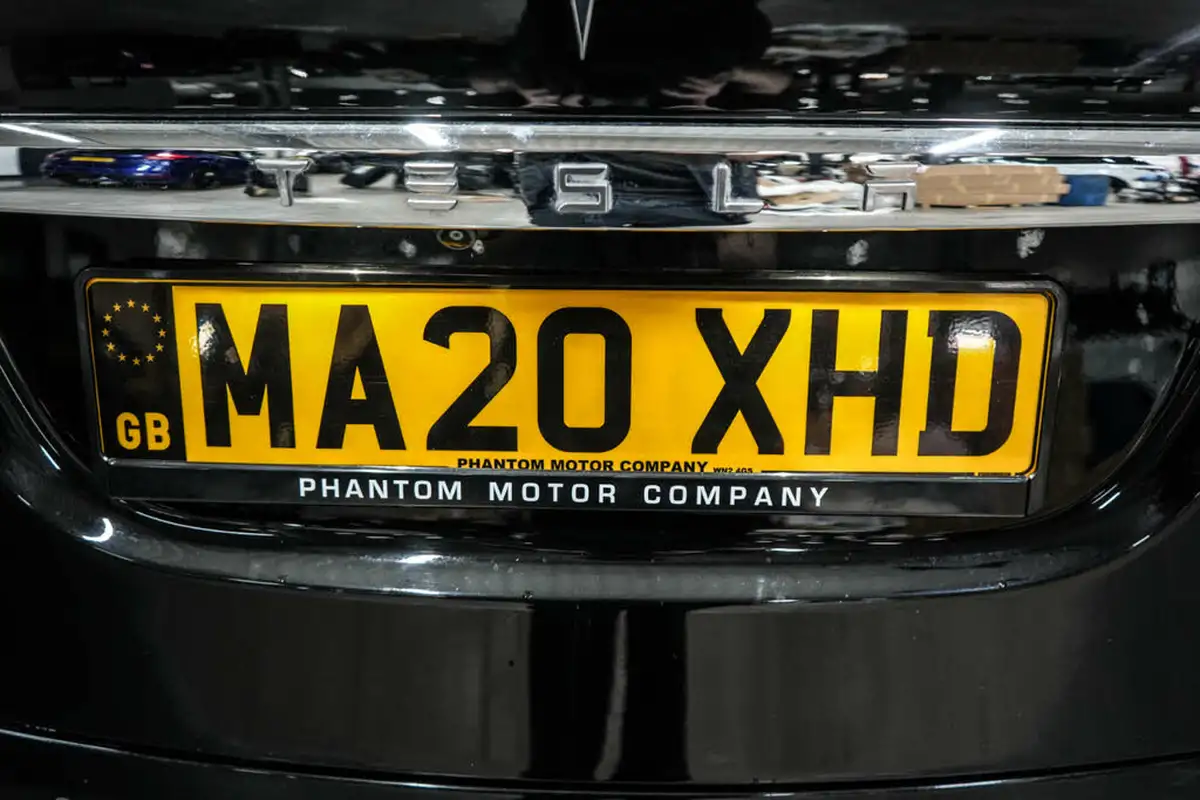 2020-tesla-model-x-e-long-range-big-11