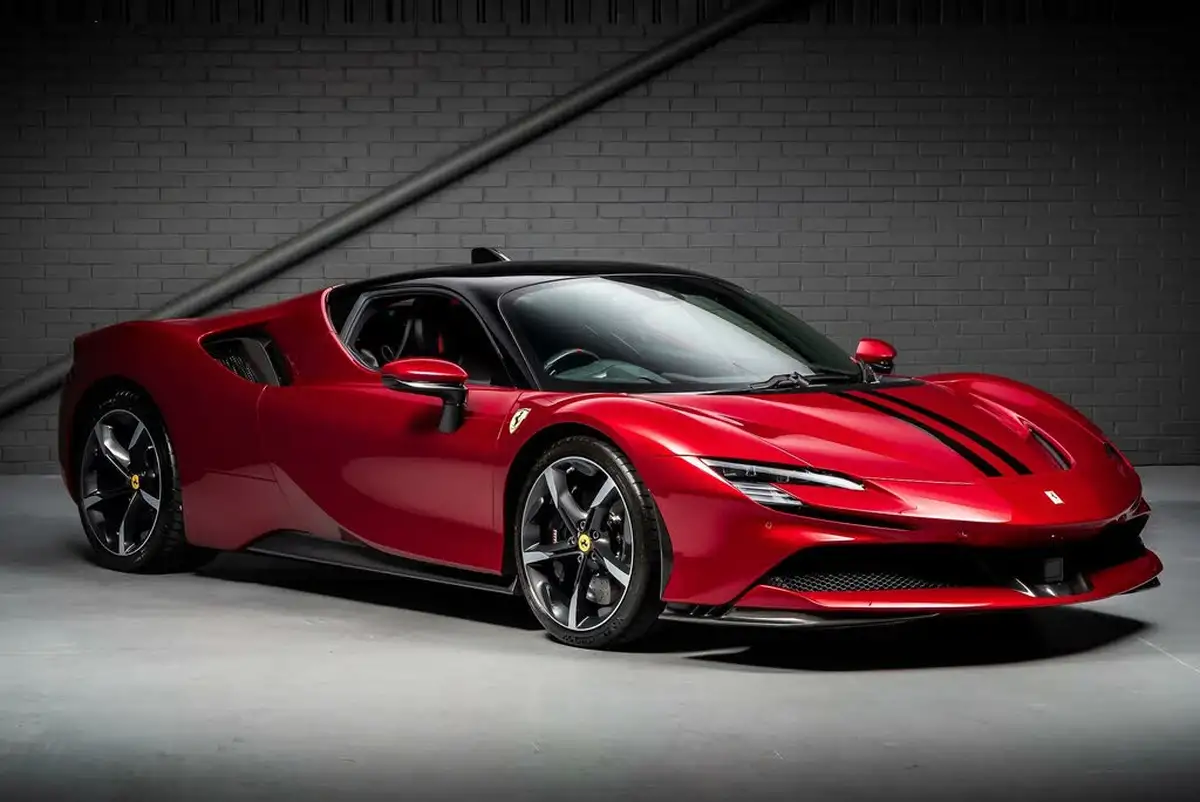 2021-ferrari-sf90-stradale-big-2
