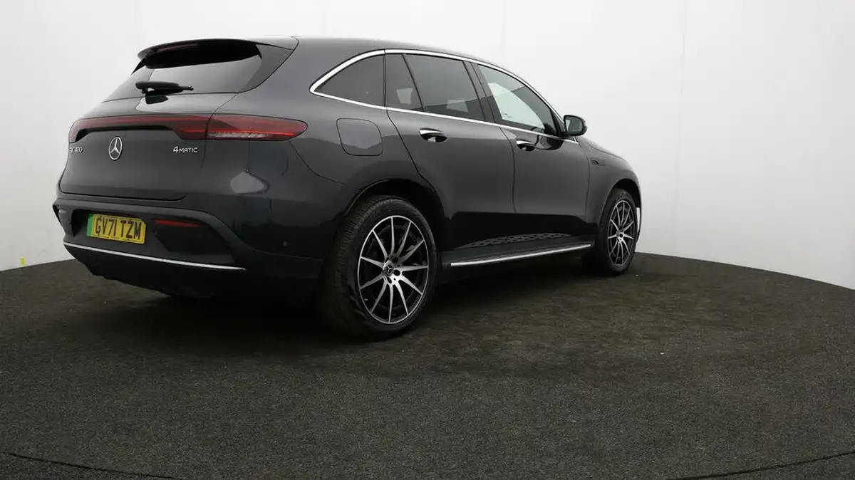 2022-mercedes-benz-eqc-e-eqc-400-amg-line-big-76