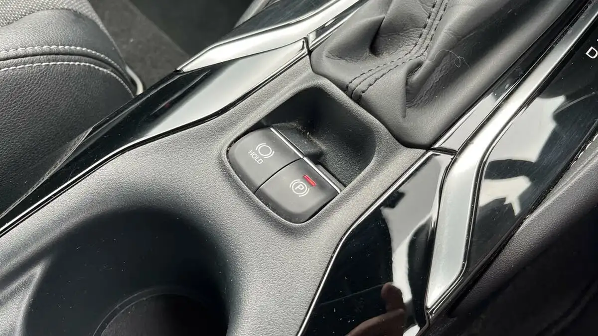 2022-toyota-corolla-20-vvt-i-design-181bhp-spare-wheel-hatchback-big-45