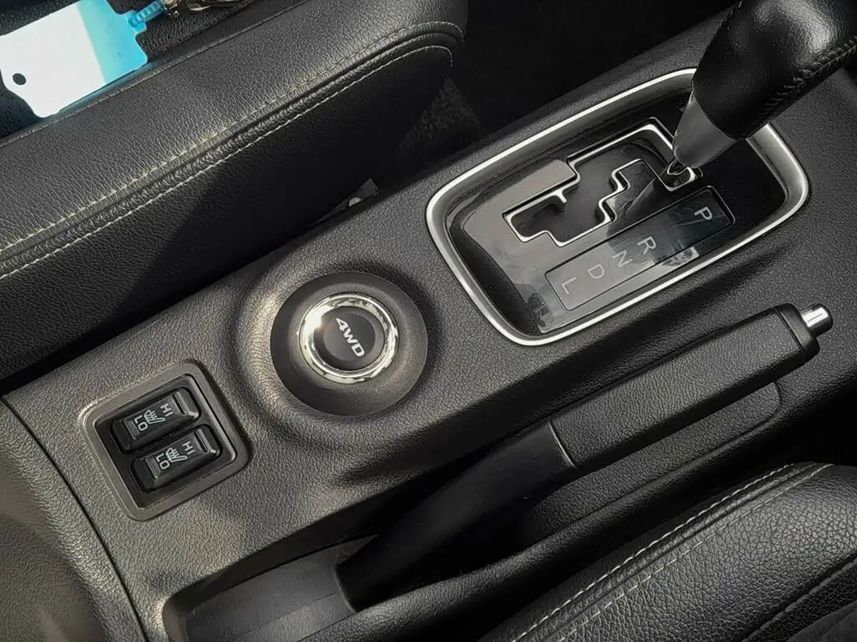 2015-mitsubishi-outlander-22di-d-gx4-auto-big-12