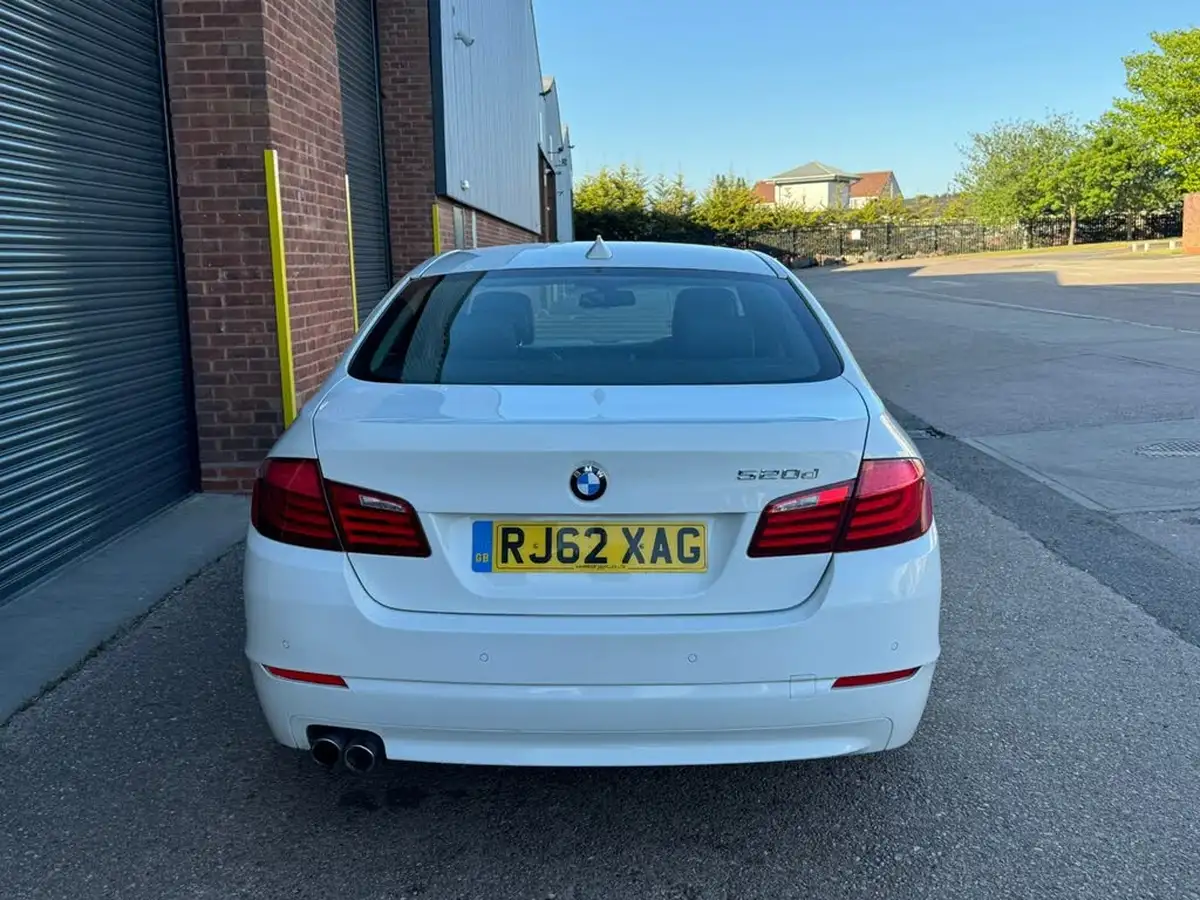 2013-bmw-5-series-20td-520d-se-saloon-4d-auto-big-6