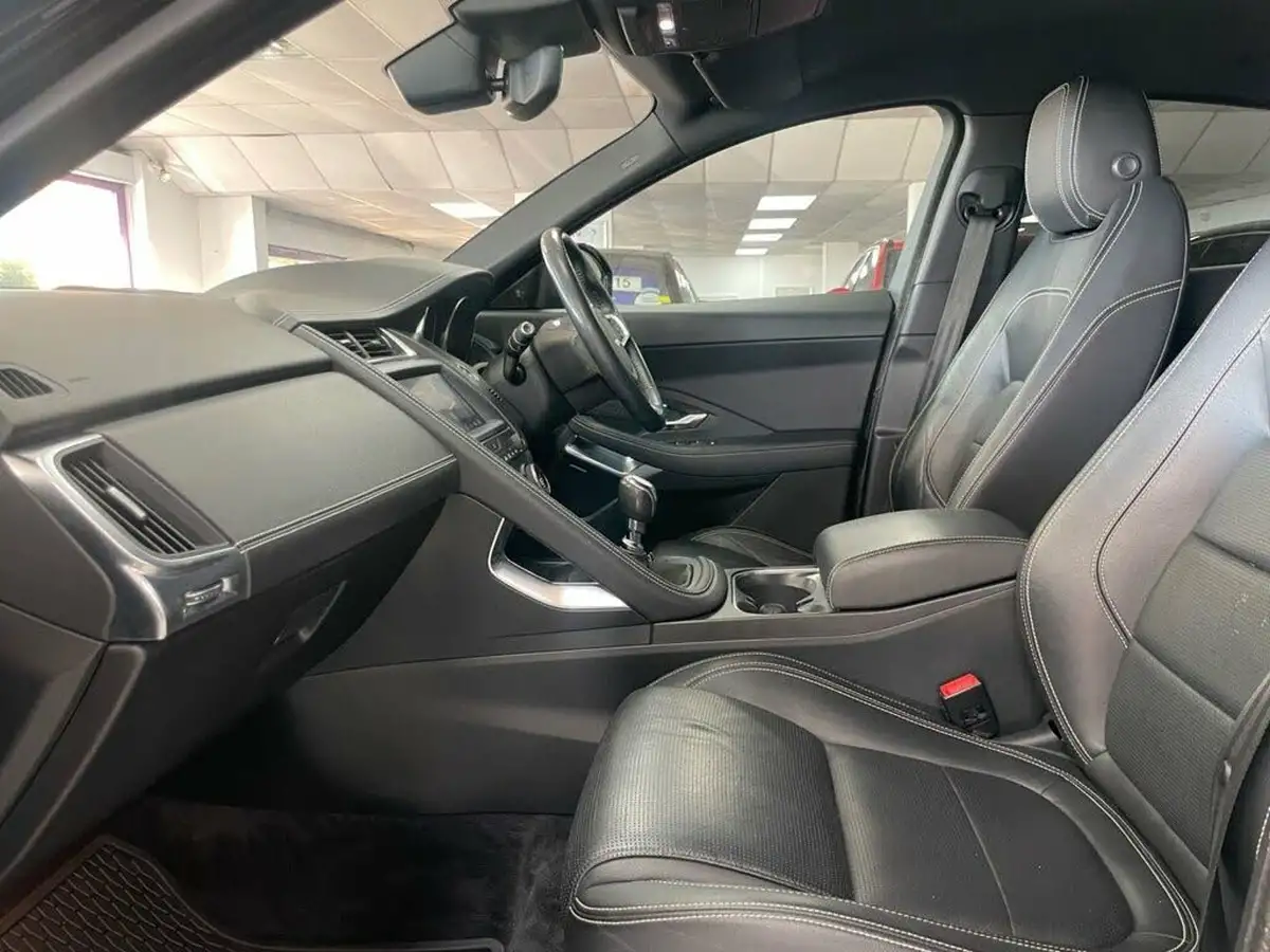 2019-jaguar-e-pace-20-i4d-r-dynamic-se-150ps-big-30