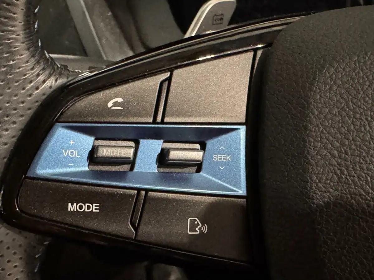 2022-kgm-ssangyong-korando-e-motion-e-ventura-big-19