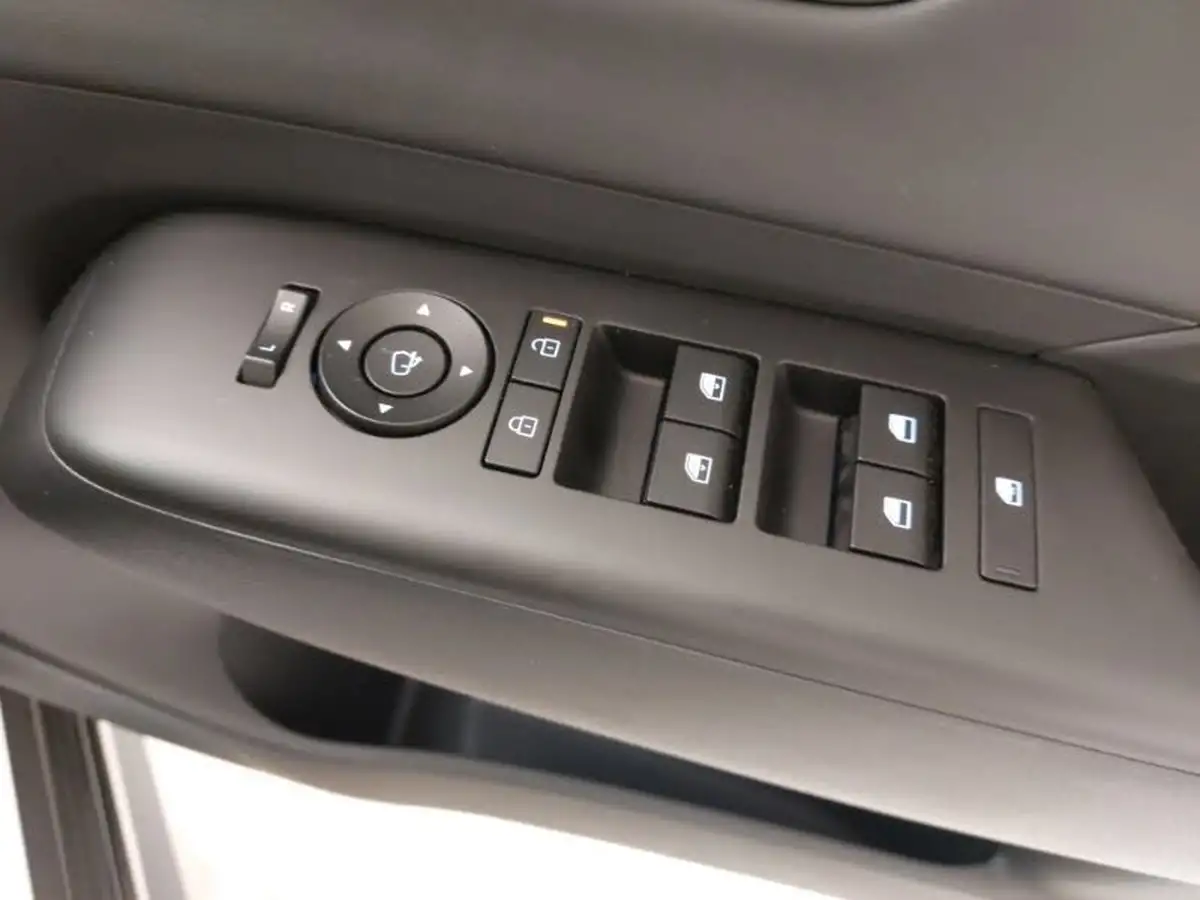 2024-hyundai-kona-16-t-gdi-n-line-s-198ps-big-11