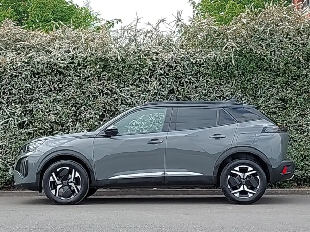 2023-peugeot-2008-suv-big-3