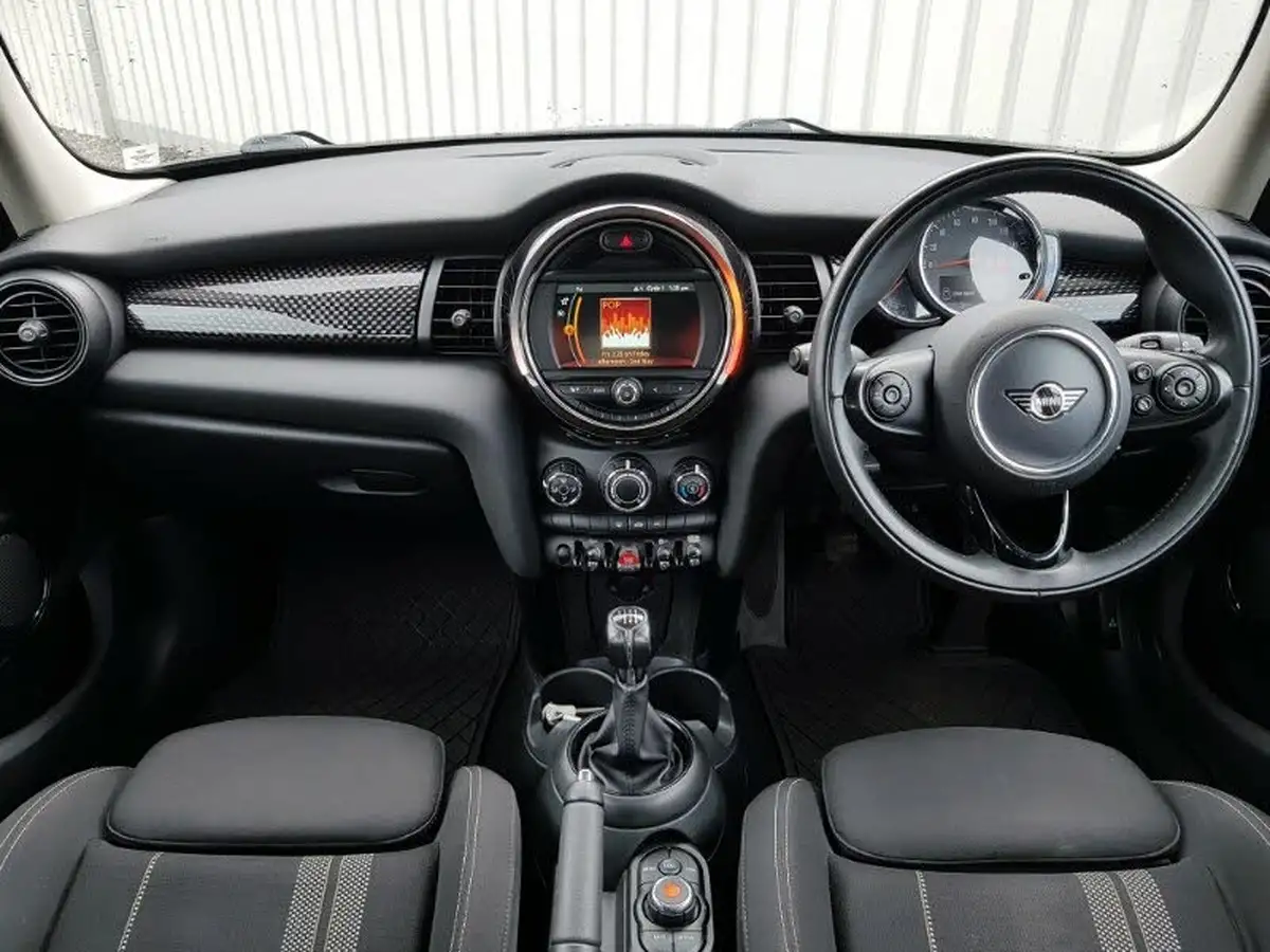2021-mini-cooper-20-cooper-s-classic-189bhp-series-ii-nav-hatchback-5d-big-2