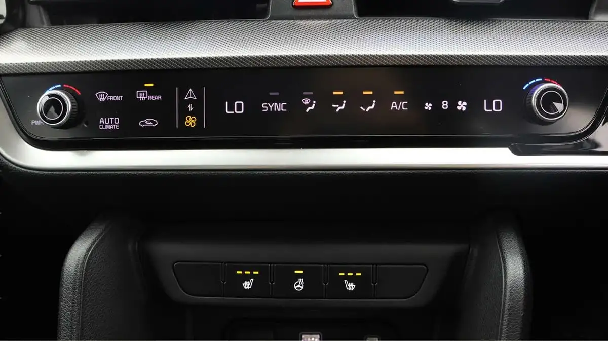 2022-kia-sportage-16-t-gdi-3-148bhp-1598cc-big-11
