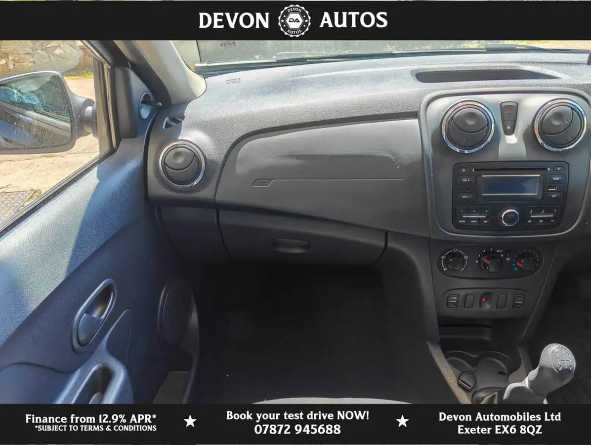 2016-dacia-sandero-12-ambiance-big-34