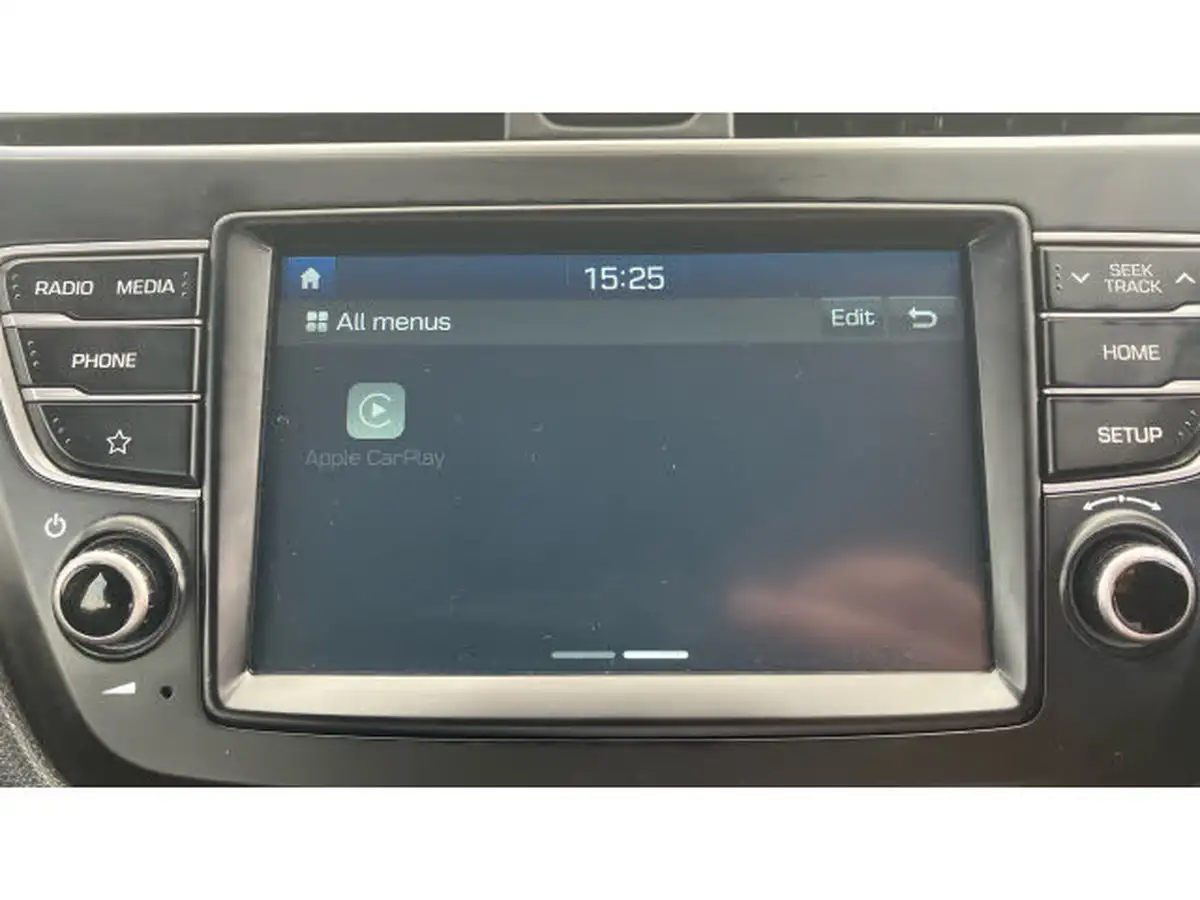 2020-hyundai-i20-12-se-big-31