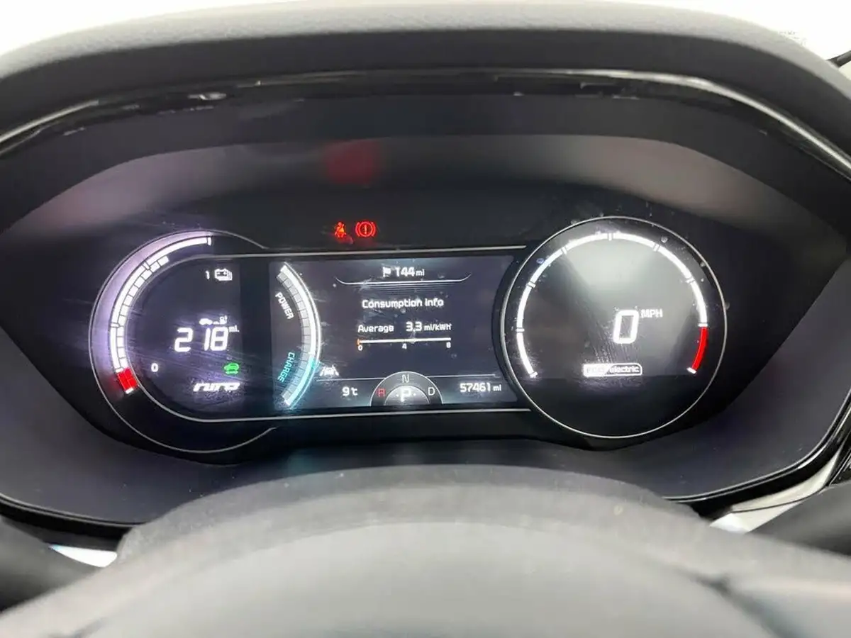 2021-kia-e-niro-ev-3-big-25