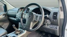 2012-nissan-navara-25td-tekna-eu-v-small-28