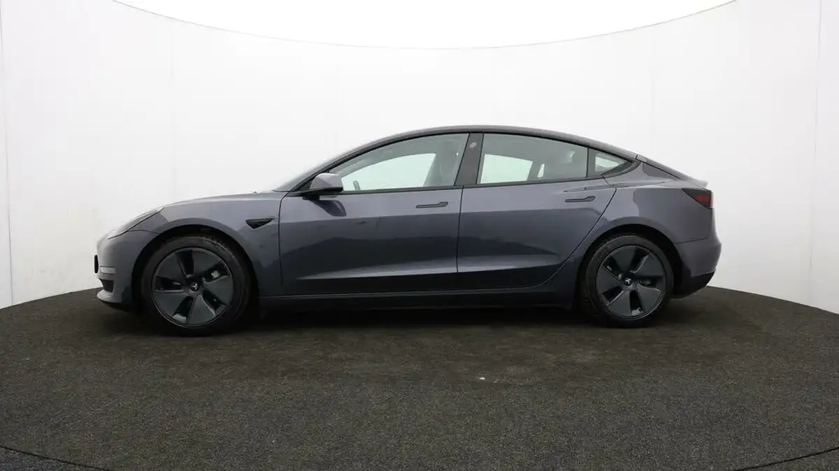 2021-tesla-model-3-e-long-range-awd-big-69