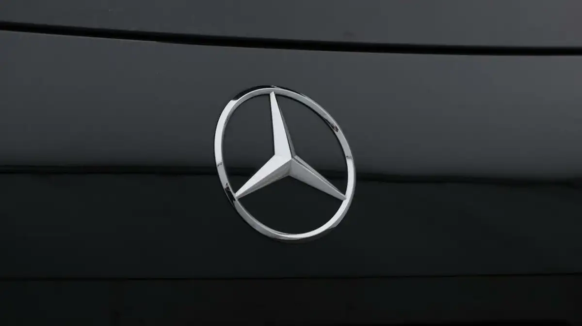 2022-mercedes-benz-gla-class-13-gla-180-amg-line-premium-big-20