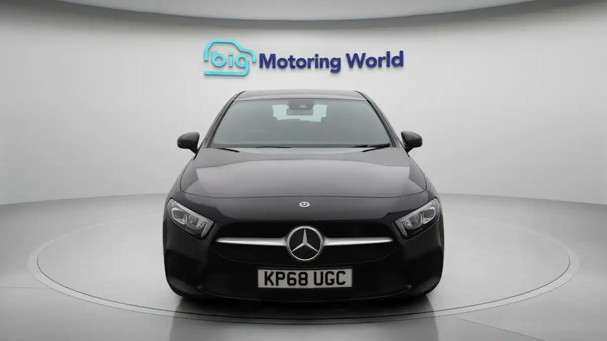 2018-mercedes-benz-a-class-15d-a180d-sport-116ps-executivess-hatchback-5d-7g-dct-big-2