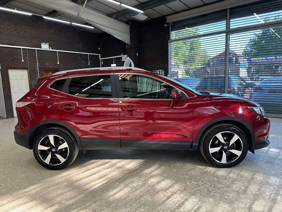 2017-nissan-qashqai-12-dig-t-n-vision-18in-big-3