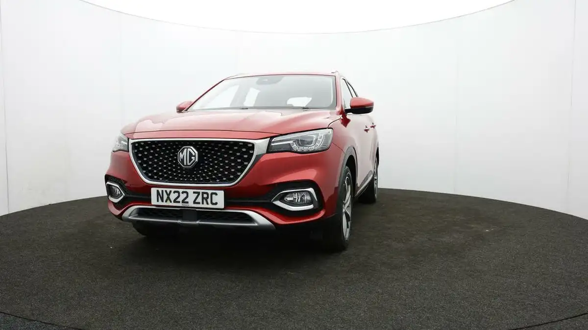 2022-mg-hs-15t-gdi-exclusive-162ps-big-58