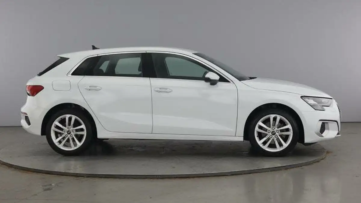 2023-audi-a3-10-30-tfsi-sportback-5d-big-3