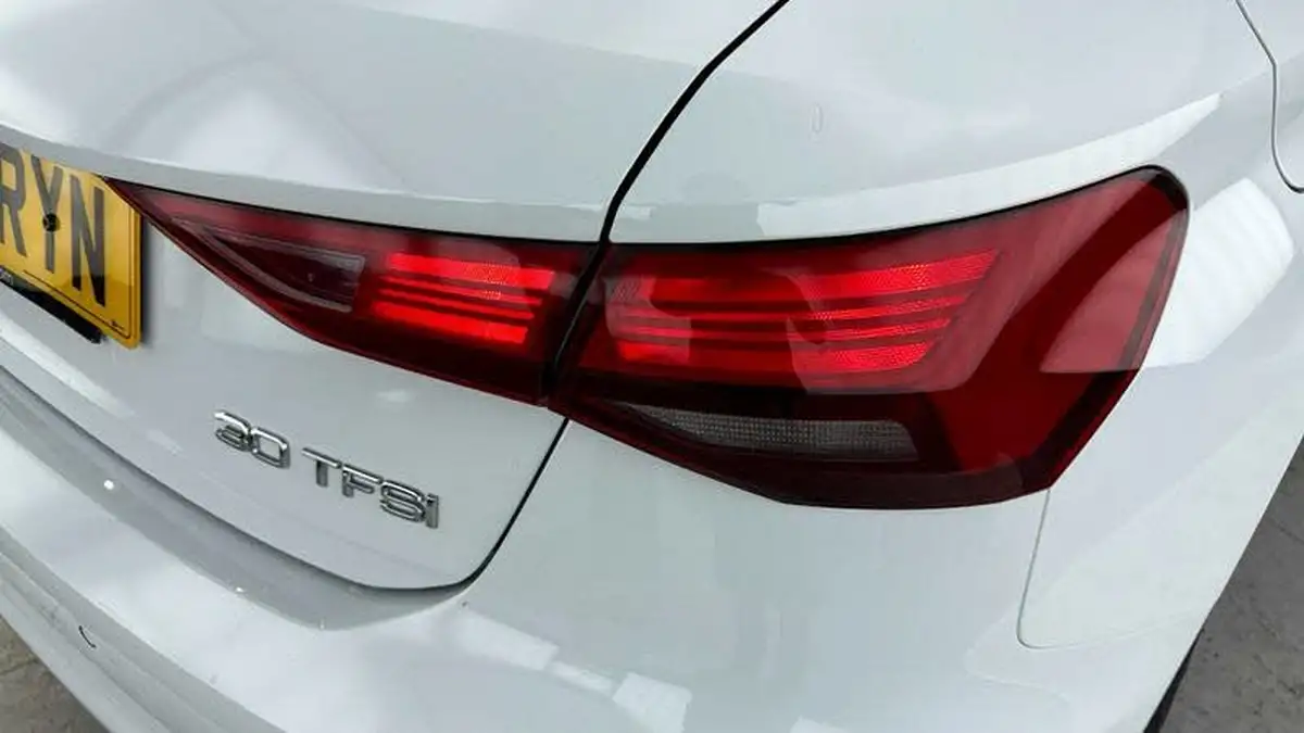 2023-audi-a3-10-30-tfsi-sportback-5d-big-27