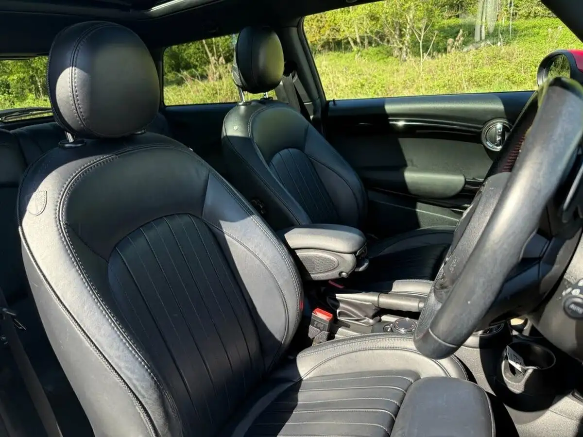 2017-mini-cooper-20-cooper-jcw-sport-auto-big-2
