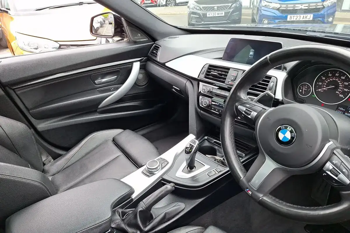 2018-bmw-3-series-20td-320d-m-sport-gt-auto-big-11