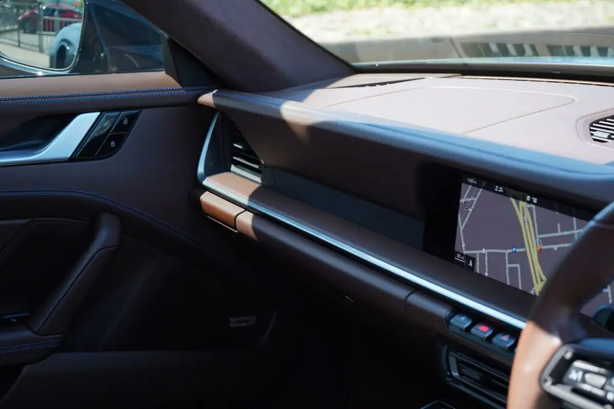 2020-porsche-911-38-turbo-s-coupe-big-21
