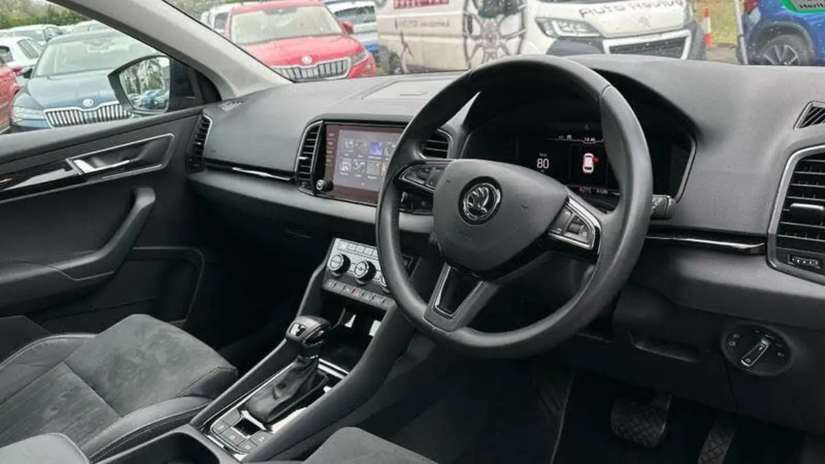 2019-skoda-karoq-15-tsi-se-l-dsg-big-5