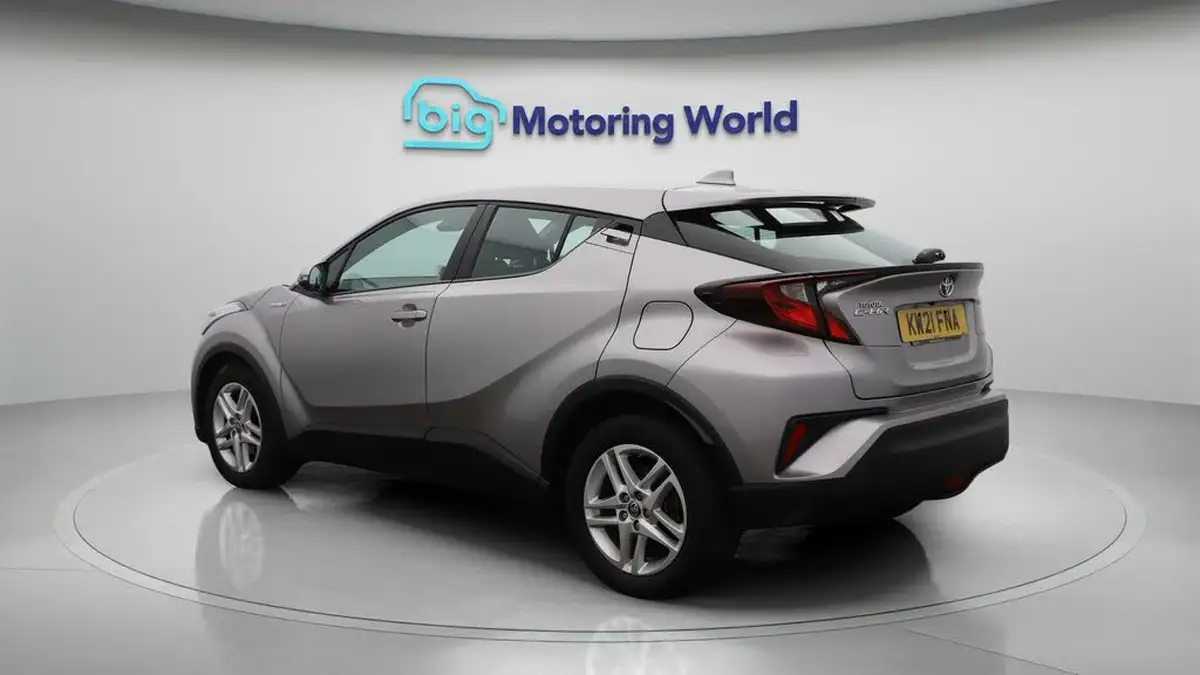 2021-toyota-c-hr-18-vvt-i-icon-big-5