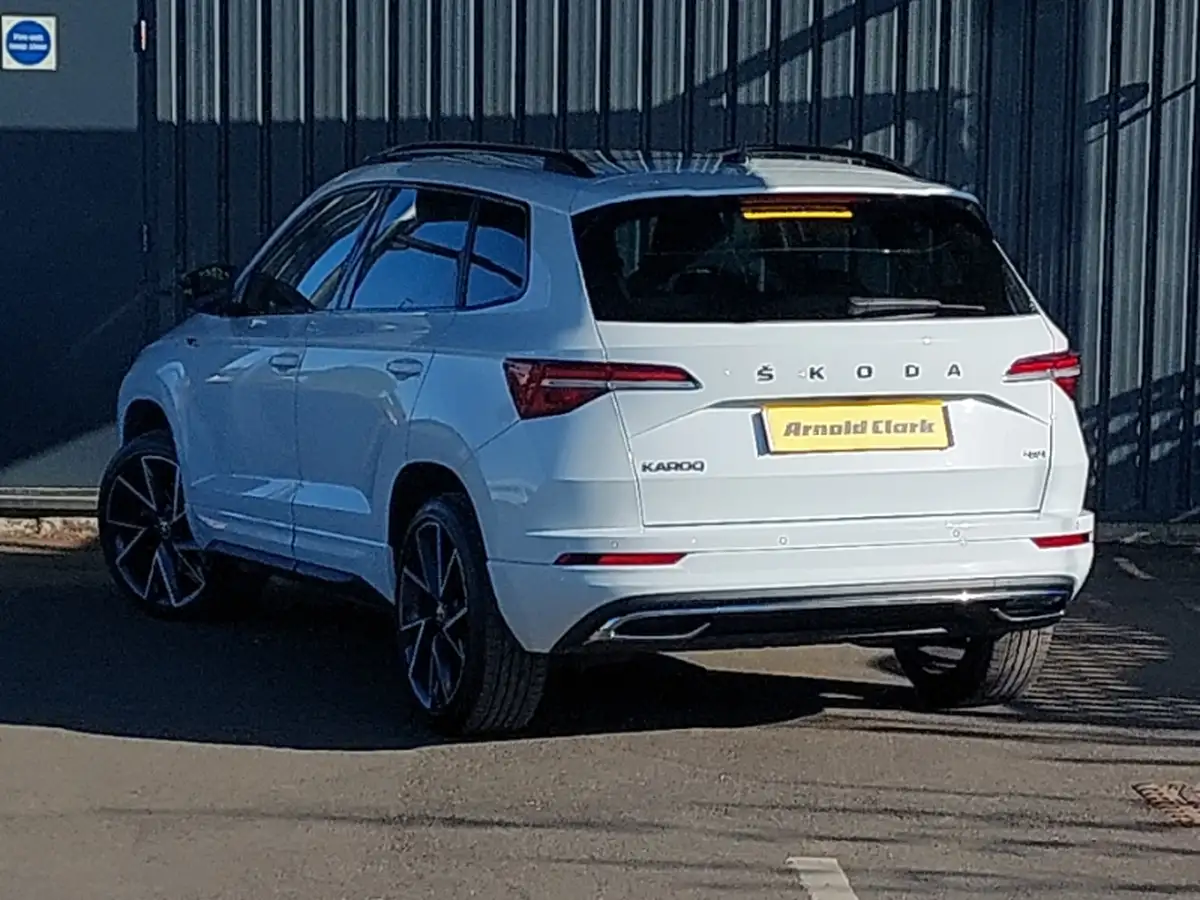 2023-skoda-karoq-20-tsi-sportline-big-1