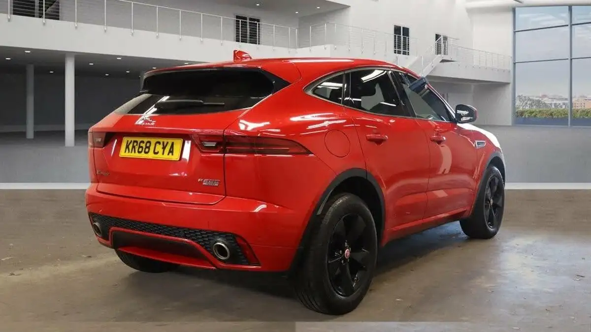 2018-jaguar-e-pace-20-i4-r-dynamic-s-200ps-big-2