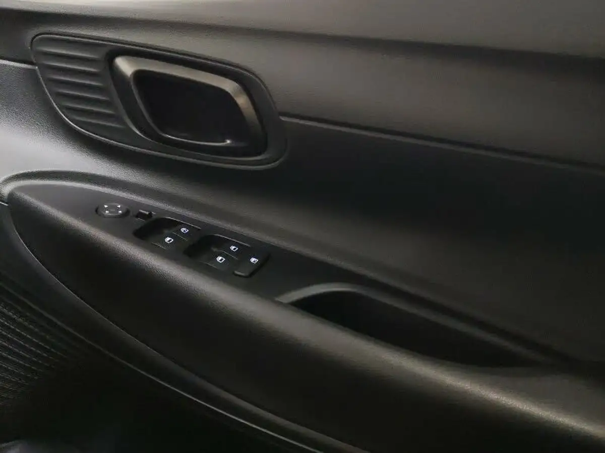 2024-hyundai-i20-10-t-gdi-advance-dct-big-16