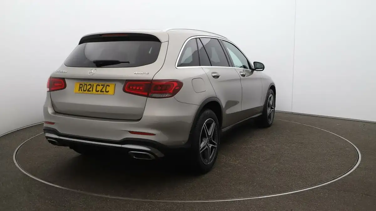 2021-mercedes-benz-glc-class-20d-glc220d-amg-line-station-wagon-5d-1950cc-4matic-plus-big-54